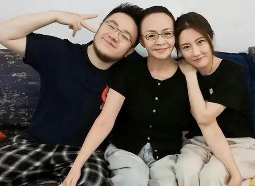 娱乐吃瓜爆料扒一扒,吃瓜爆料，明星幕后故事大起底  第2张